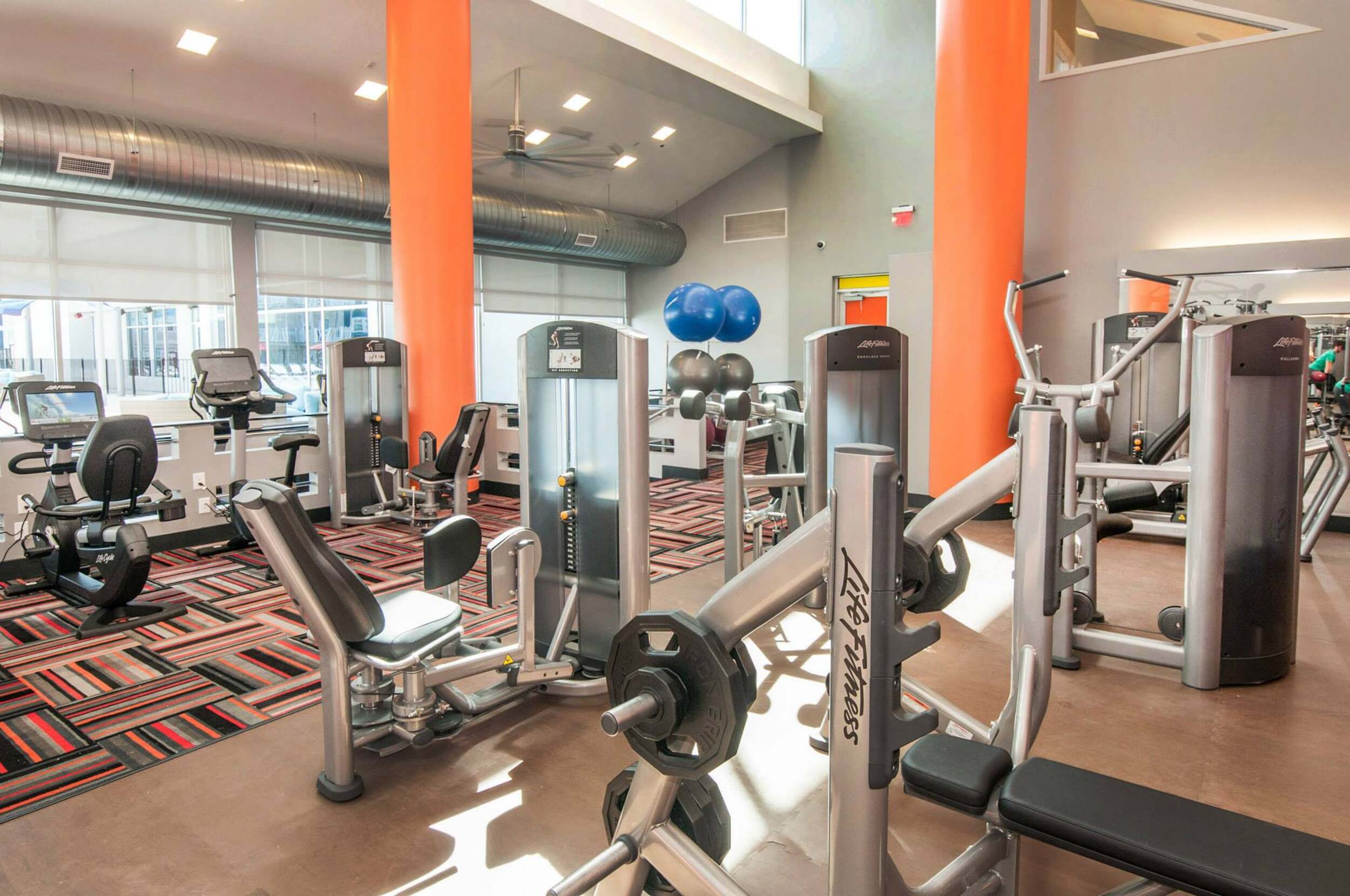 the avenue at norman apartments near university of oklahoma fitness center